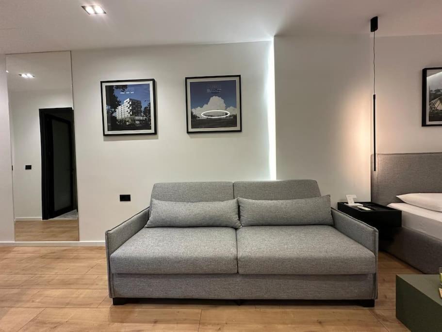 Elegant Studio - Tirana City Center Ngoại thất bức ảnh