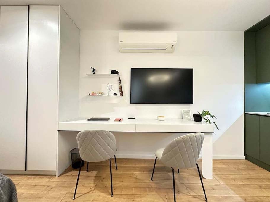 Elegant Studio - Tirana City Center Ngoại thất bức ảnh